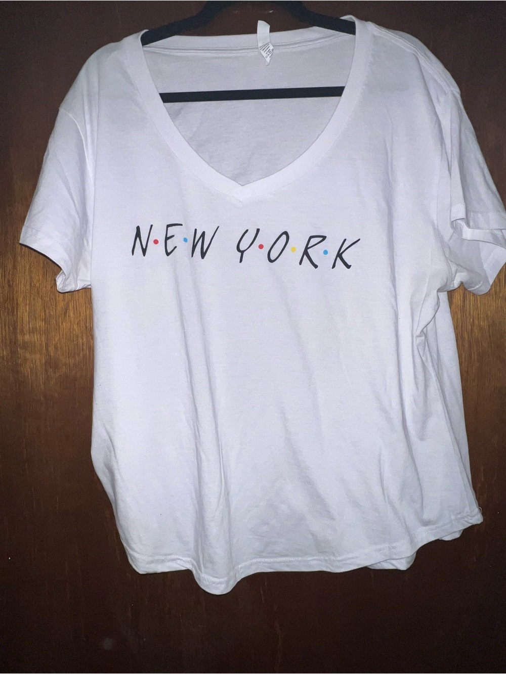 Source Unknown White V-Neck Tee with Multicolor Dot Accent